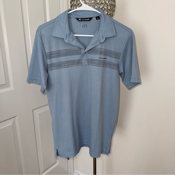 #37 💙 never worn Travis Mathew Blue Polo Shirt with Subtle Stripes - Picture 3 of 6